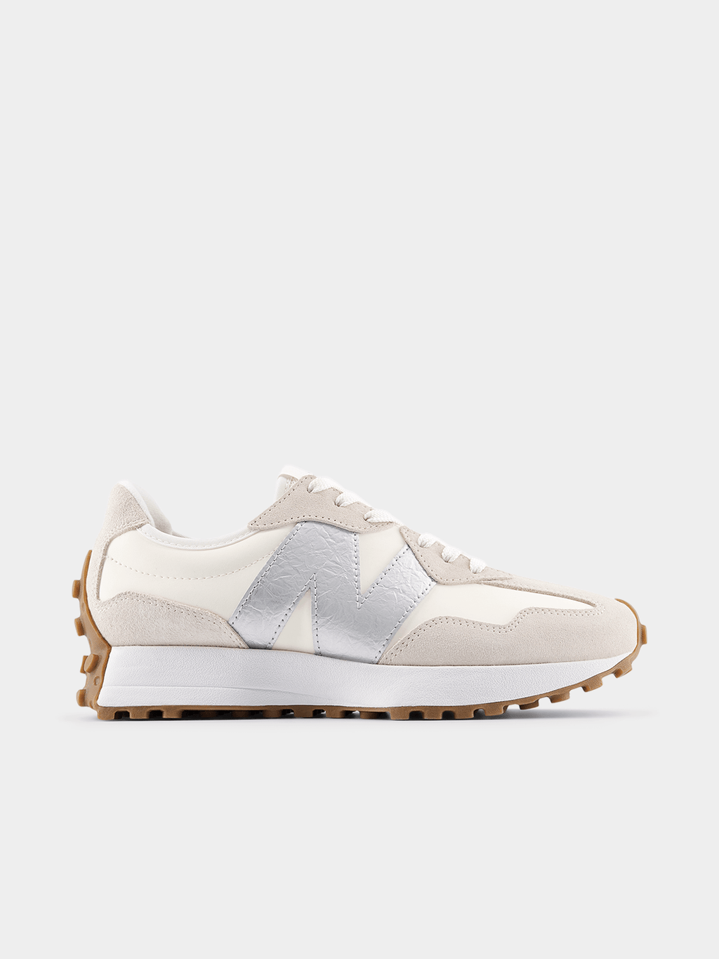 New Balance 327 in a light beige colorway UK 5