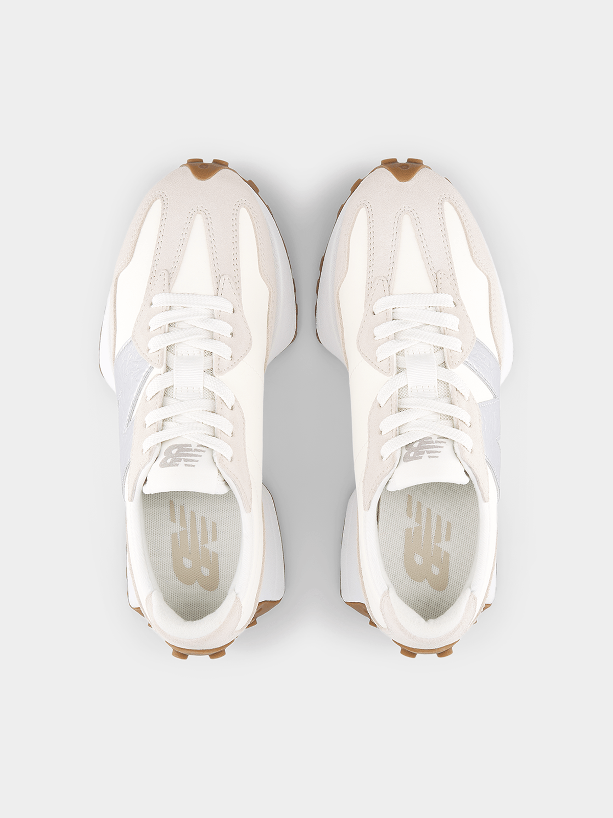 New Balance 327 in a light beige colorway UK 5