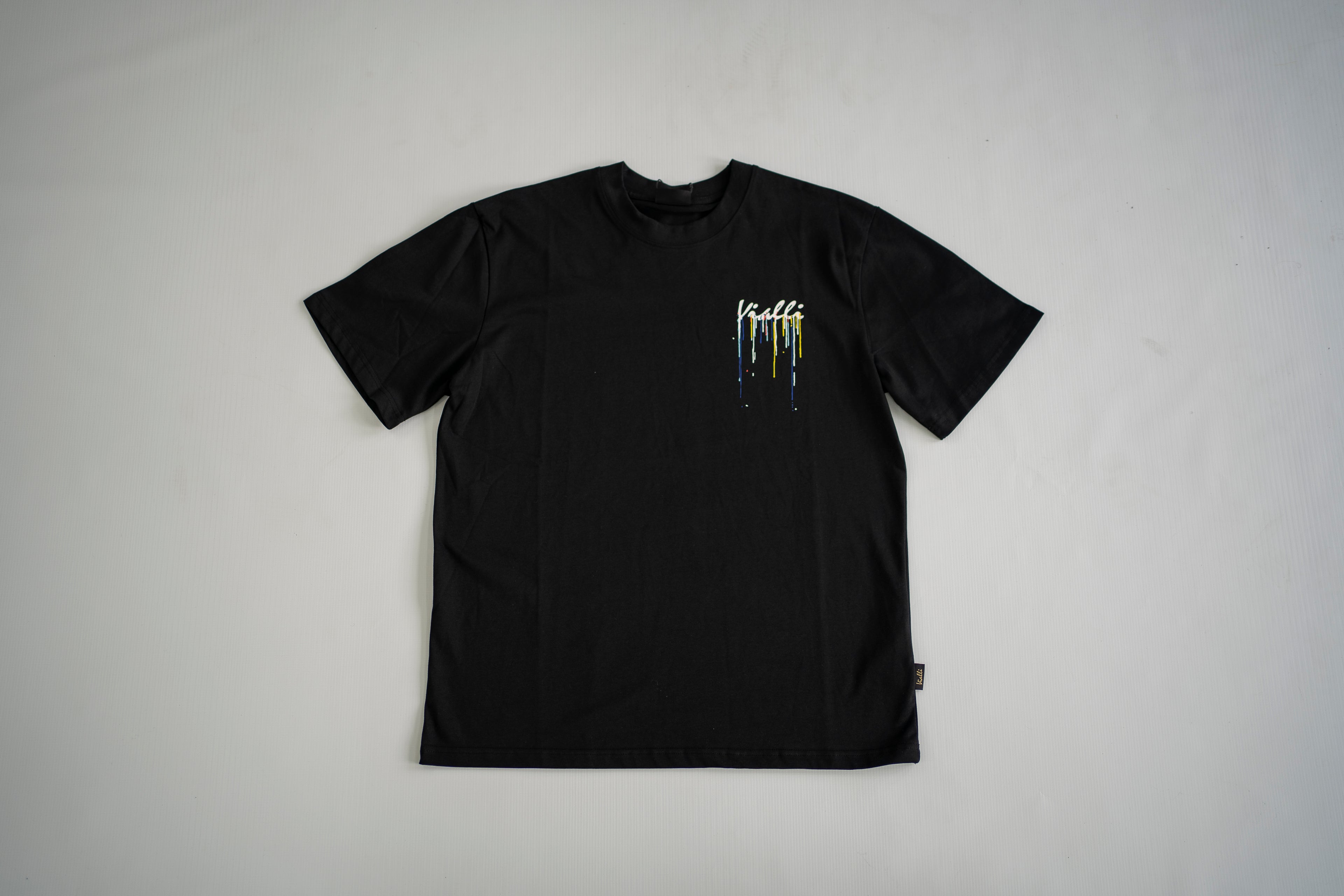 Vialli Small Chest Drip Graphic Tee – Black