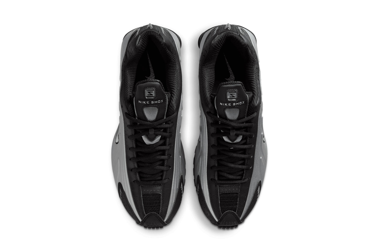 Nike Shox R4 Metallic Silver & Black