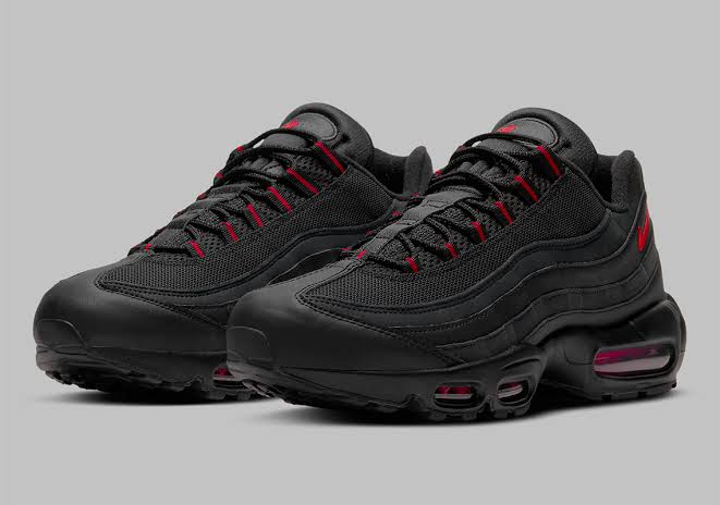 Nike Air Max 95
Bred